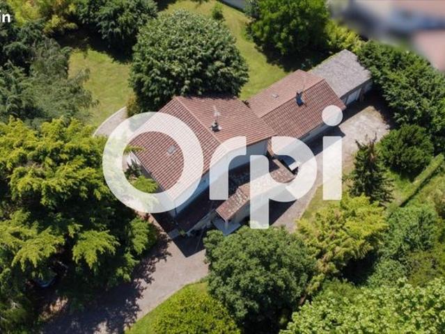 Maison 6 pièces 185 m²