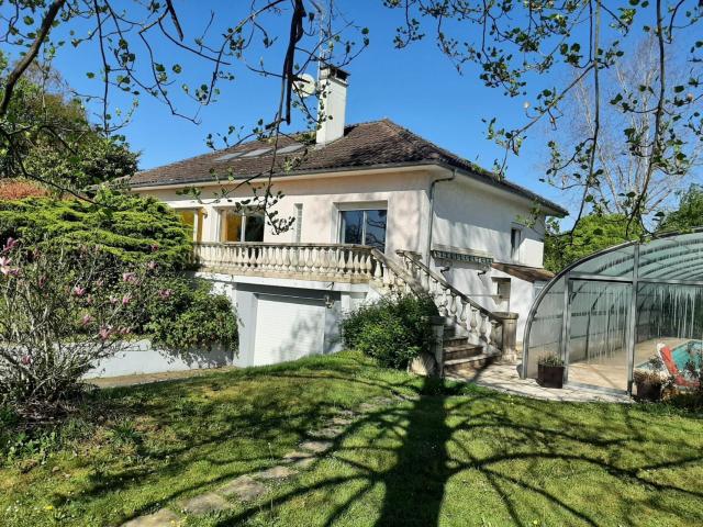 Maison 6 pièces 185 m²