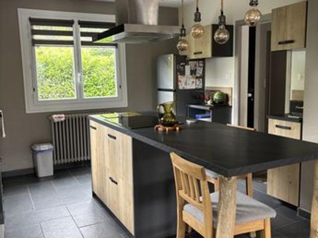 Maison 6 pièces 185 m²