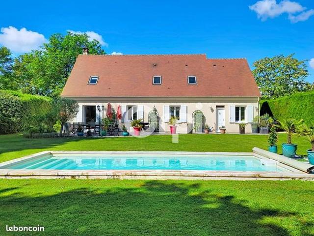 Maison 6 pièces 185 m²