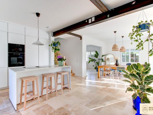 Maison 6 pièces 185 m²