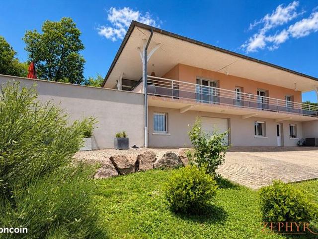 Maison 6 pièces 185 m²