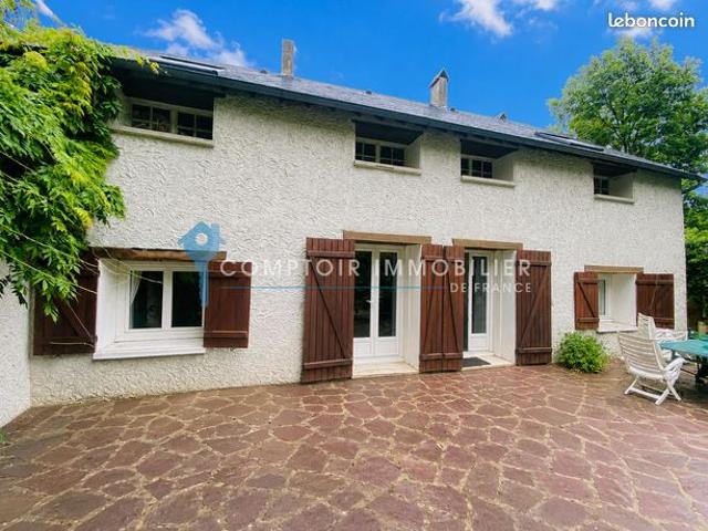 Maison 6 pièces 185 m²