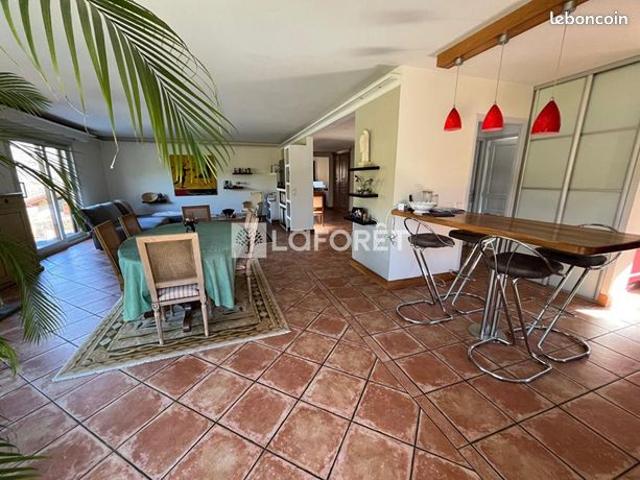 Maison 6 pièces 185 m²