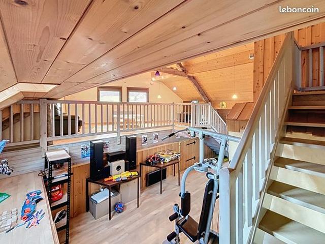 Maison 6 pièces 185 m²