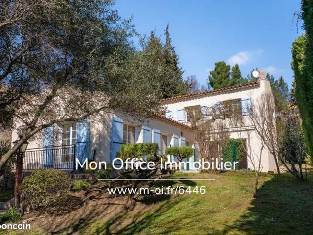 Maison 6 pièces 185 m²