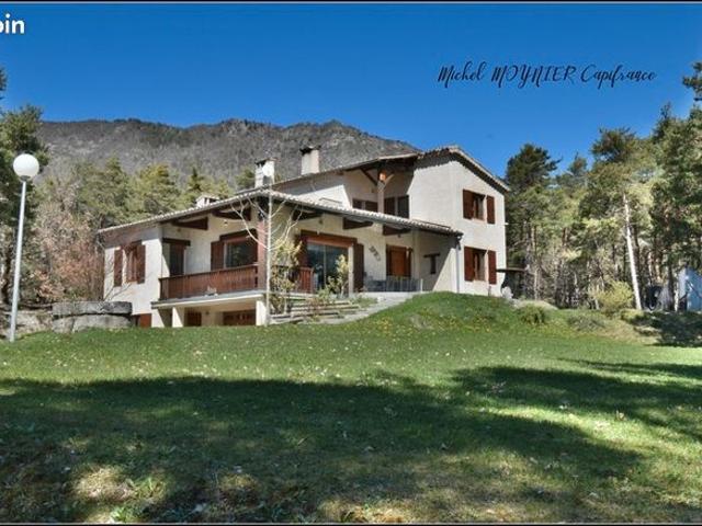 Maison 6 pièces 185 m²