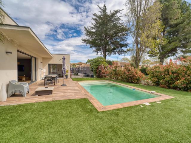 Maison 6 pièces 185 m²