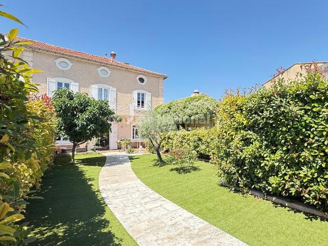 Maison 6 pièces 185 m²
