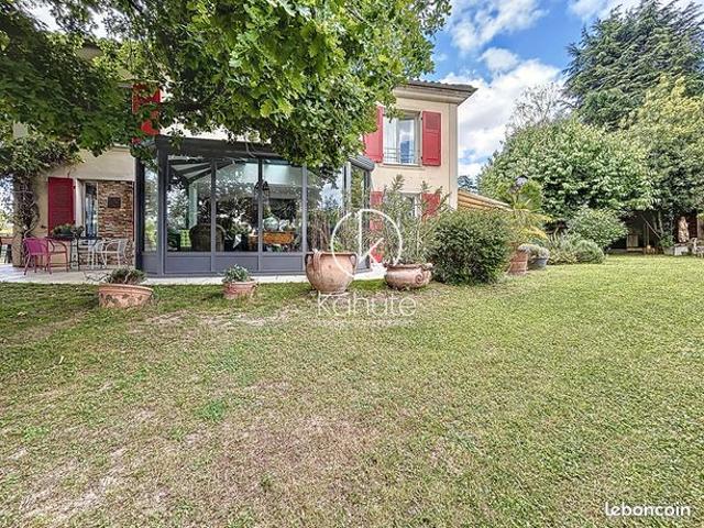Maison 6 pièces 185 m²