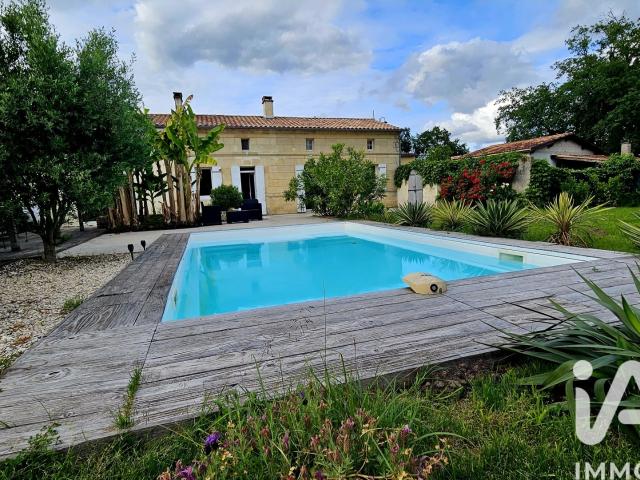 Maison 6 pièces 185 m²