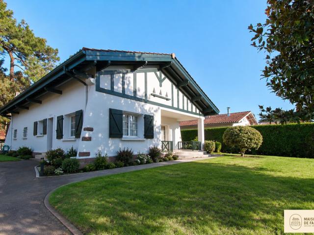 Maison 6 pièces 185 m²