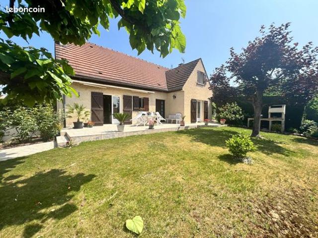Maison 6 pièces 185 m²