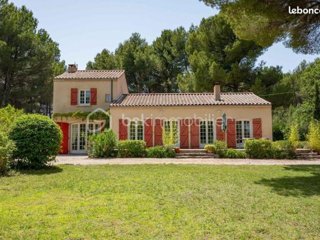 Maison 6 pièces 185 m²