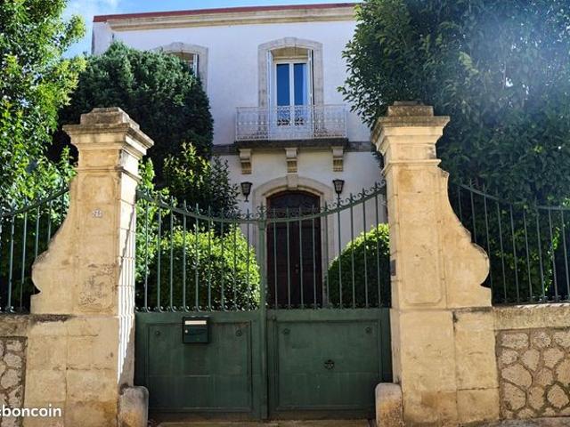 Maison 6 pièces 185 m²