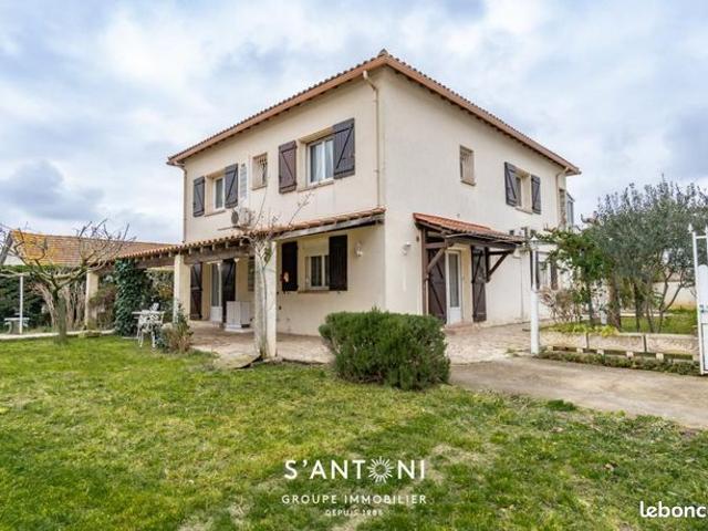 Maison 6 pièces 185 m²
