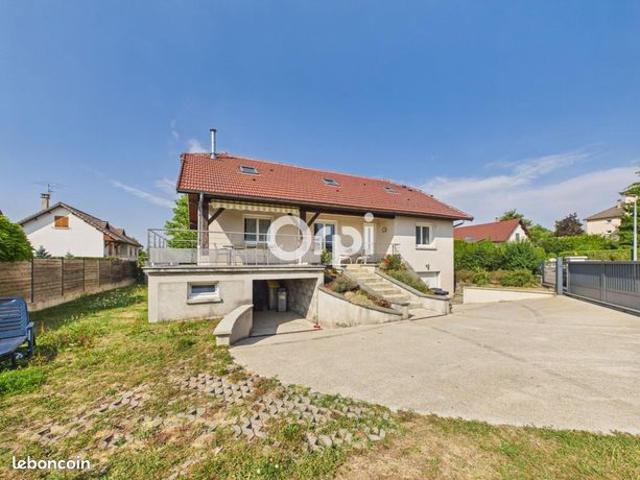 Maison 6 pièces 185 m²