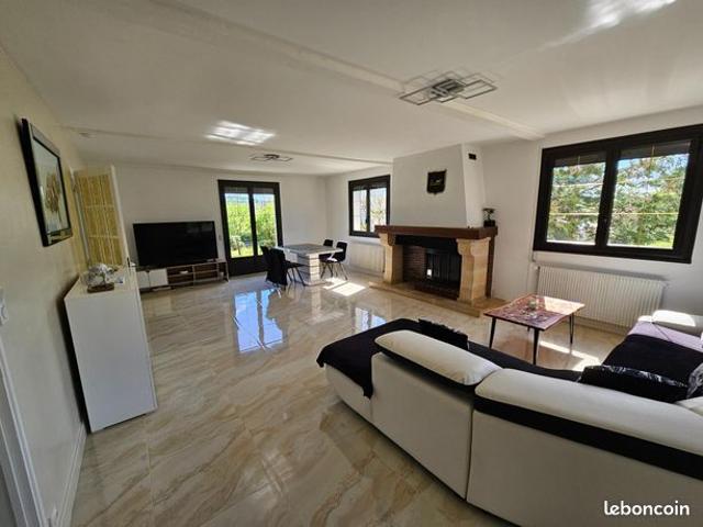 Maison 6 pièces 185 m²
