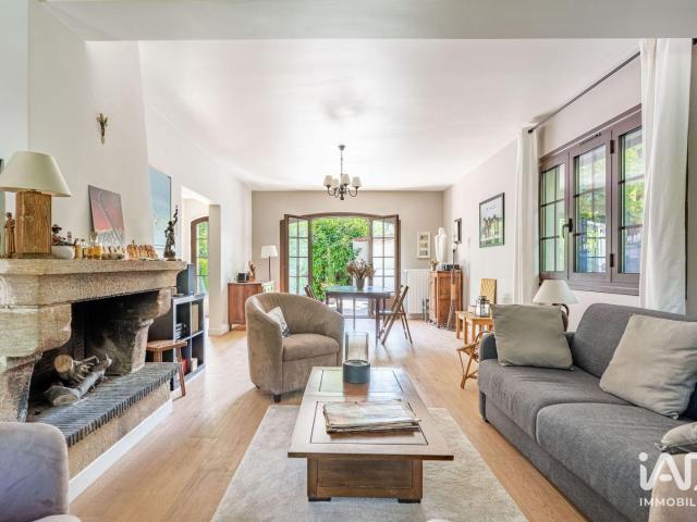 Maison 6 pièces 185 m²