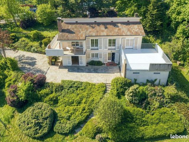 Maison 6 pièces 185 m²