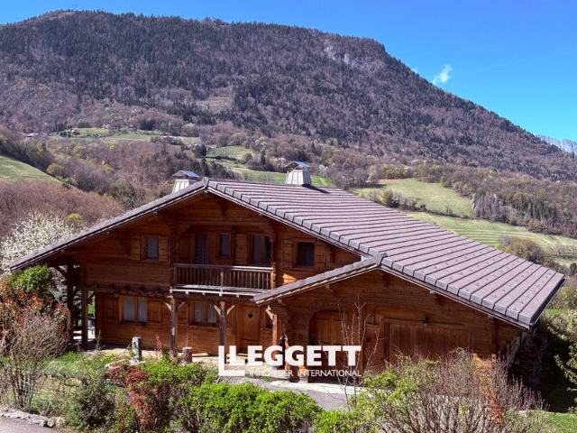 Maison 6 pièces 185 m²
