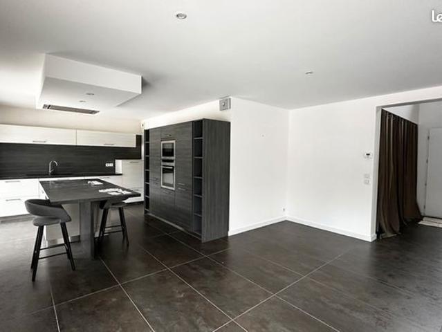 Maison 6 pièces 185 m²