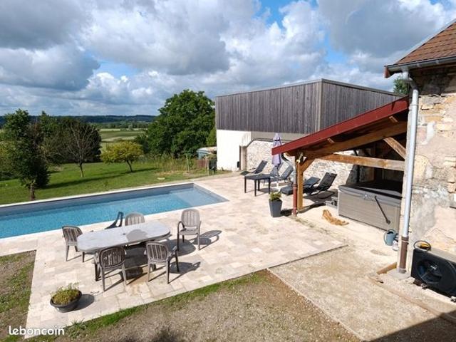 Maison 6 pièces 186 m²