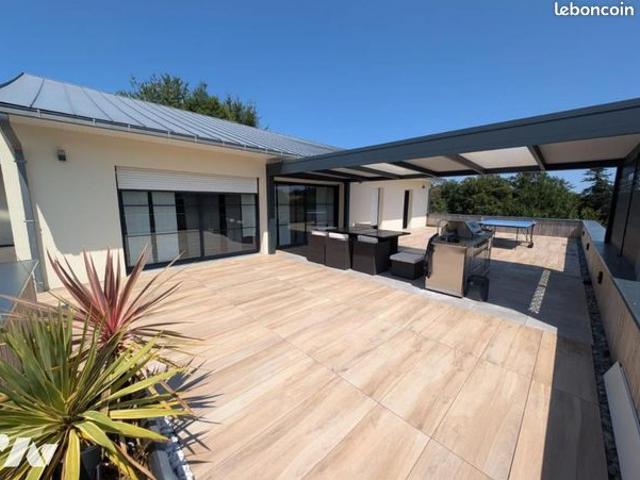 Maison 6 pièces 186 m²