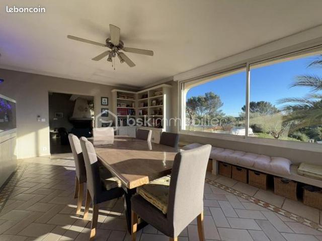 Maison 6 pièces 186 m²