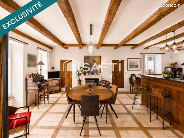 Maison 6 pièces 186 m²