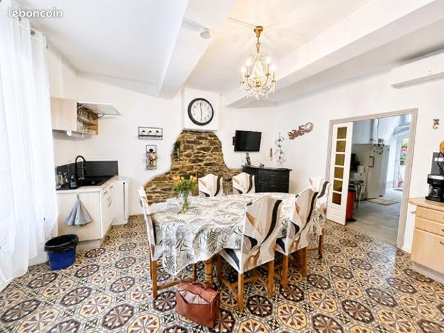 Maison 6 pièces 186 m²