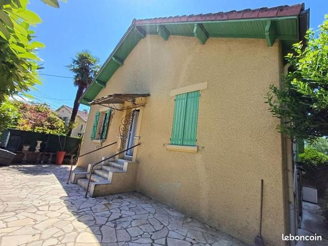 Maison 6 pièces 186 m²