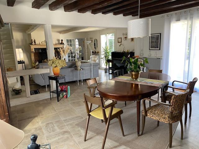 Maison 6 pièces 186 m²