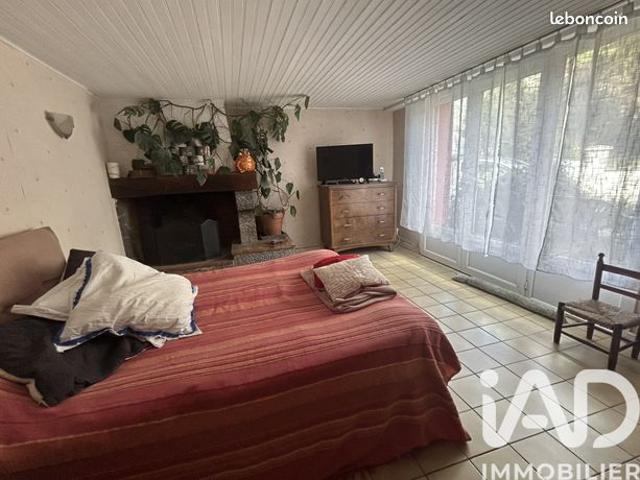 Maison 6 pièces 186 m²