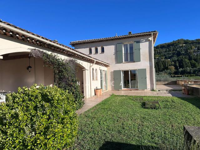 Maison 6 pièces 186 m²