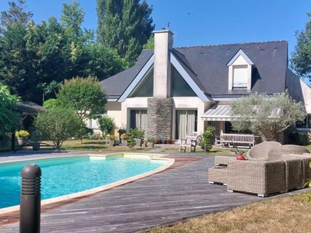 Maison 6 pièces 186 m²