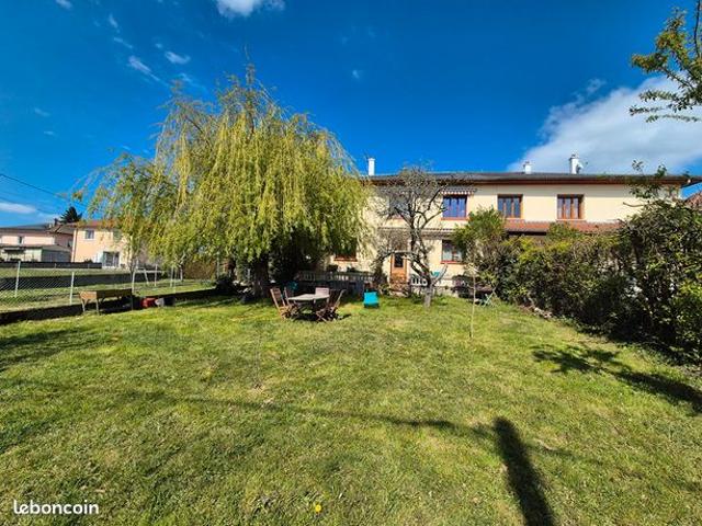 Maison 6 pièces 186 m²