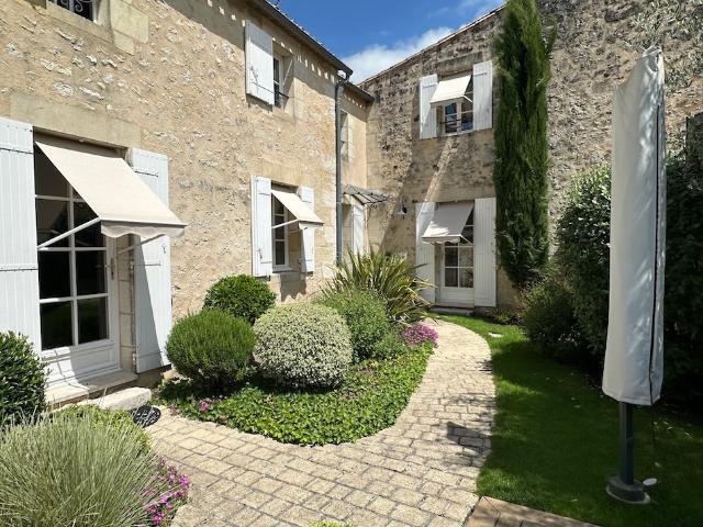 Maison 6 pièces 187 m²
