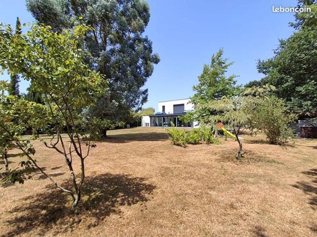 Maison 6 pièces 176 m²