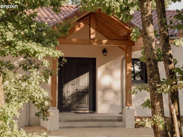 Maison 6 pièces 187 m²