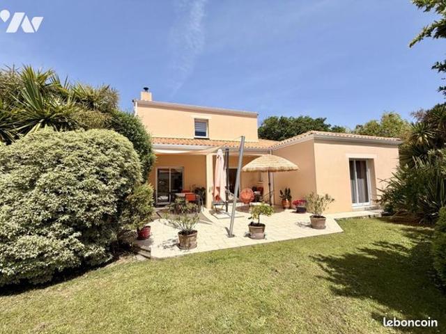 Maison 6 pièces 187 m²