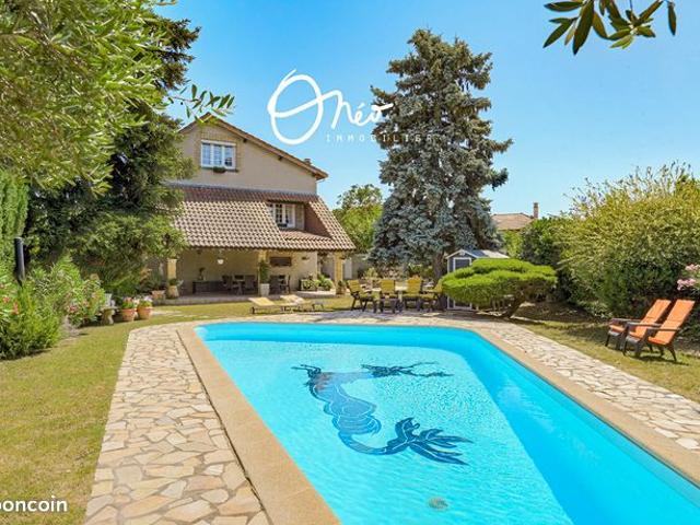 Maison 6 pièces 187 m²