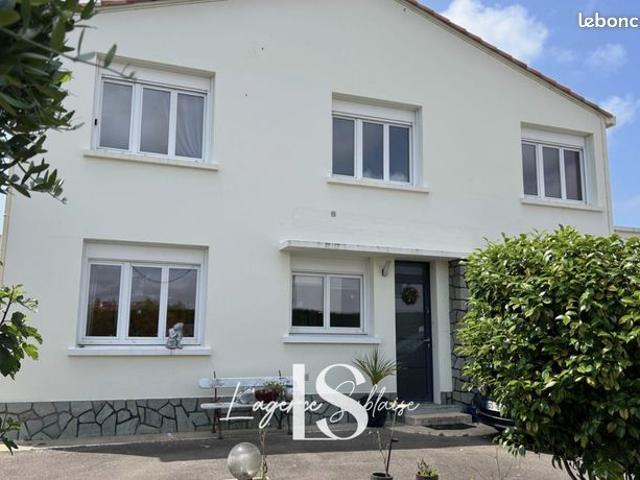Maison 6 pièces 187 m²