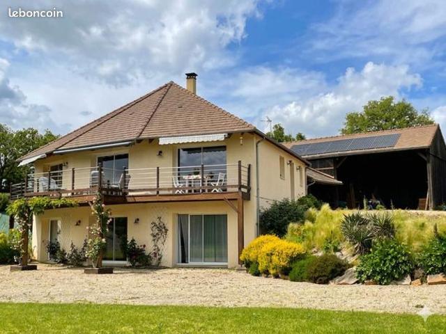Maison 6 pièces 187 m²