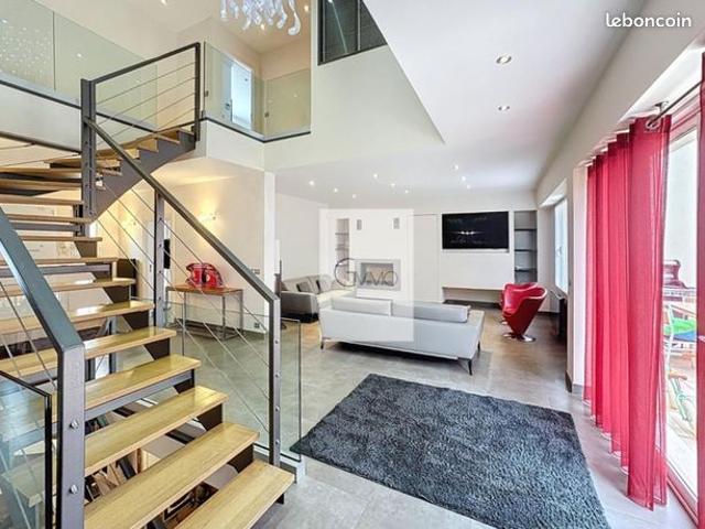 Maison 6 pièces 187 m²