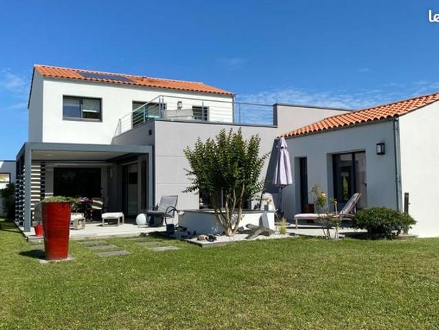 Maison 6 pièces 187 m²