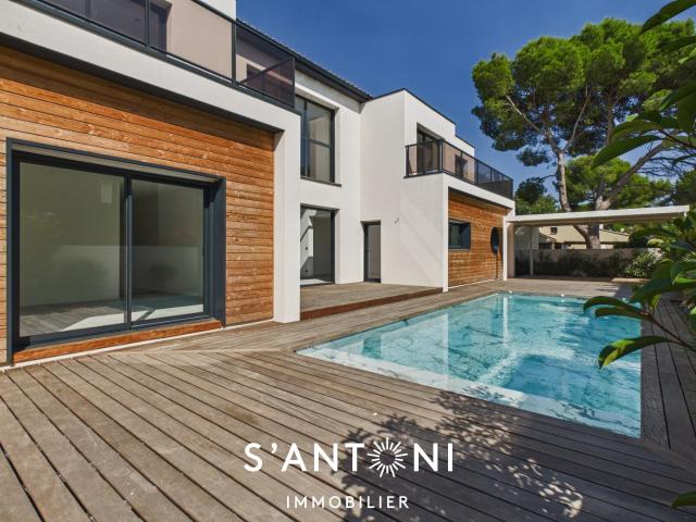 Maison 6 pièces 187 m²