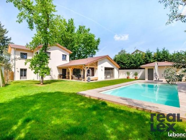 Maison 6 pièces 188 m²