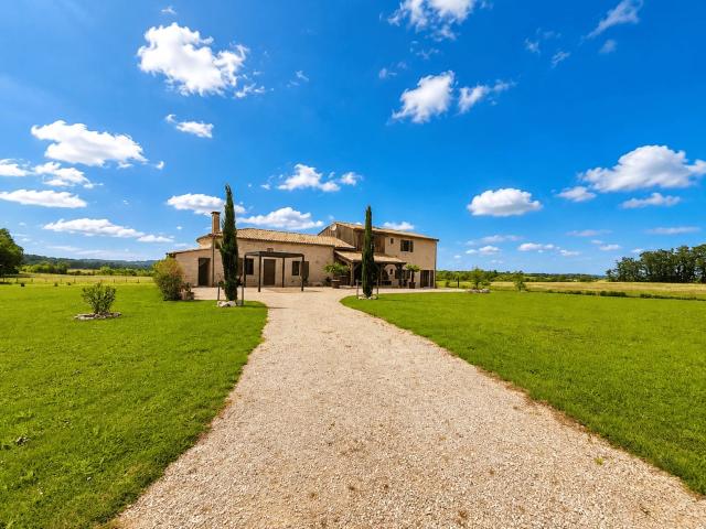 Maison 6 pièces 188 m²