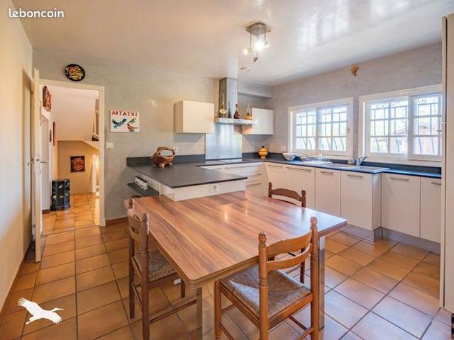 Maison 6 pièces 188 m²
